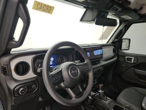Used 2024 Jeep Wrangler Sport S image 11