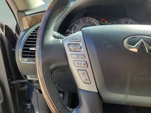 Used 2017 INFINITI QX80 2WD w/ Driver Assistance Package image 22