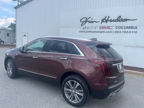 Certified 2022 Cadillac XT5 Premium Luxury w/ Platinum Package FWD image 2