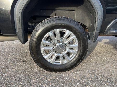 Used 2021 GMC Sierra 2500 Denali w/ Denali Ultimate Package image 23