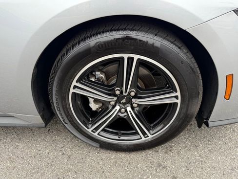 Used 2024 Ford Mustang Premium image 15