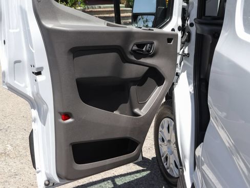 Used 2023 Ford E-Transit Medium Roof RWD image 21