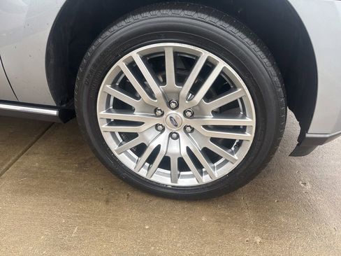 Used 2024 Ford Expedition Max Limited image 54