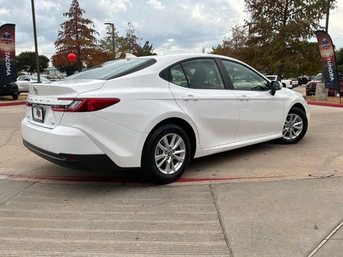 Used 2026 Toyota Camry LE FWD image 6