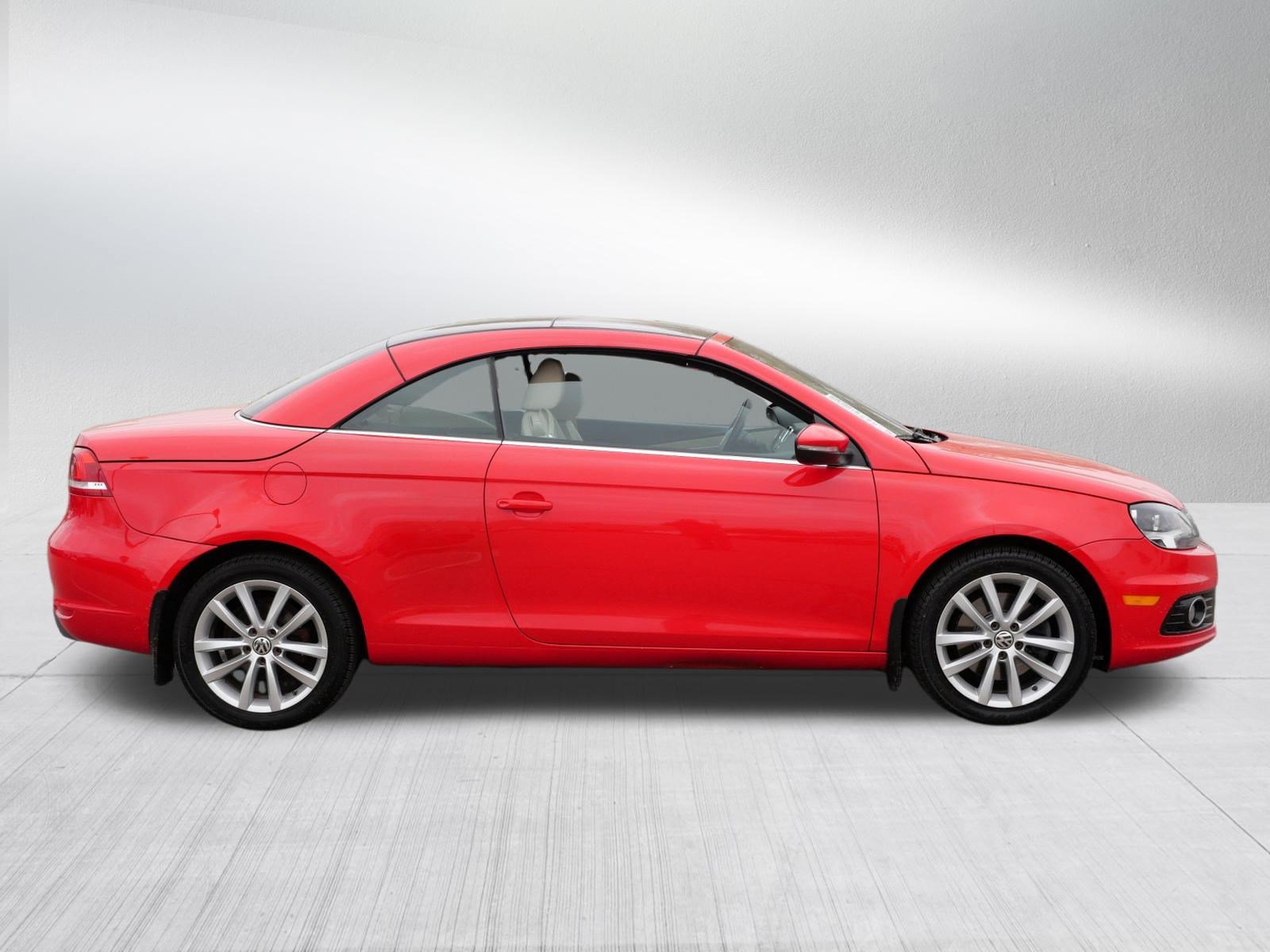 Used 2015 Volkswagen Eos Komfort FWD image 8