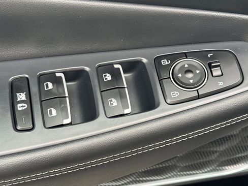 Used 2020 Hyundai Santa Fe SEL w/ Convenience + Premium Package image 12