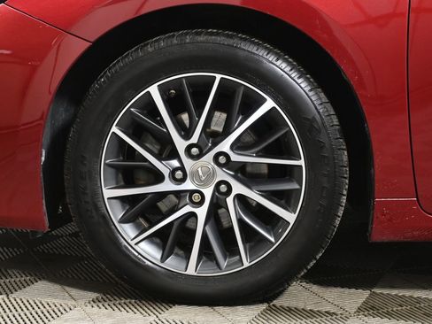 Used 2017 Lexus ES 350 w/ Luxury Package image 12