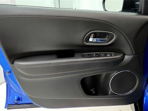 Used 2021 Honda HR-V EX-L image 34