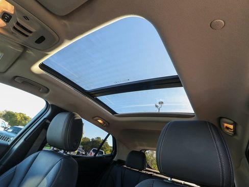 Certified 2023 Buick Encore GX Essence w/ Experience Buick Package image 20