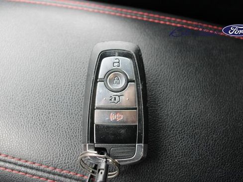 Used 2025 Ford Escape ST-Line FWD image 25