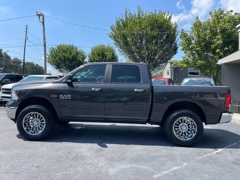 Used 2018 RAM 1500 Lone Star AWD/4WD image 9