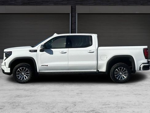 Used 2023 GMC Sierra 1500 AT4 w/ AT4 Premium Package image 7