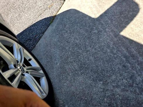 Used 2014 Volkswagen Passat TDI SEL Premium image 16