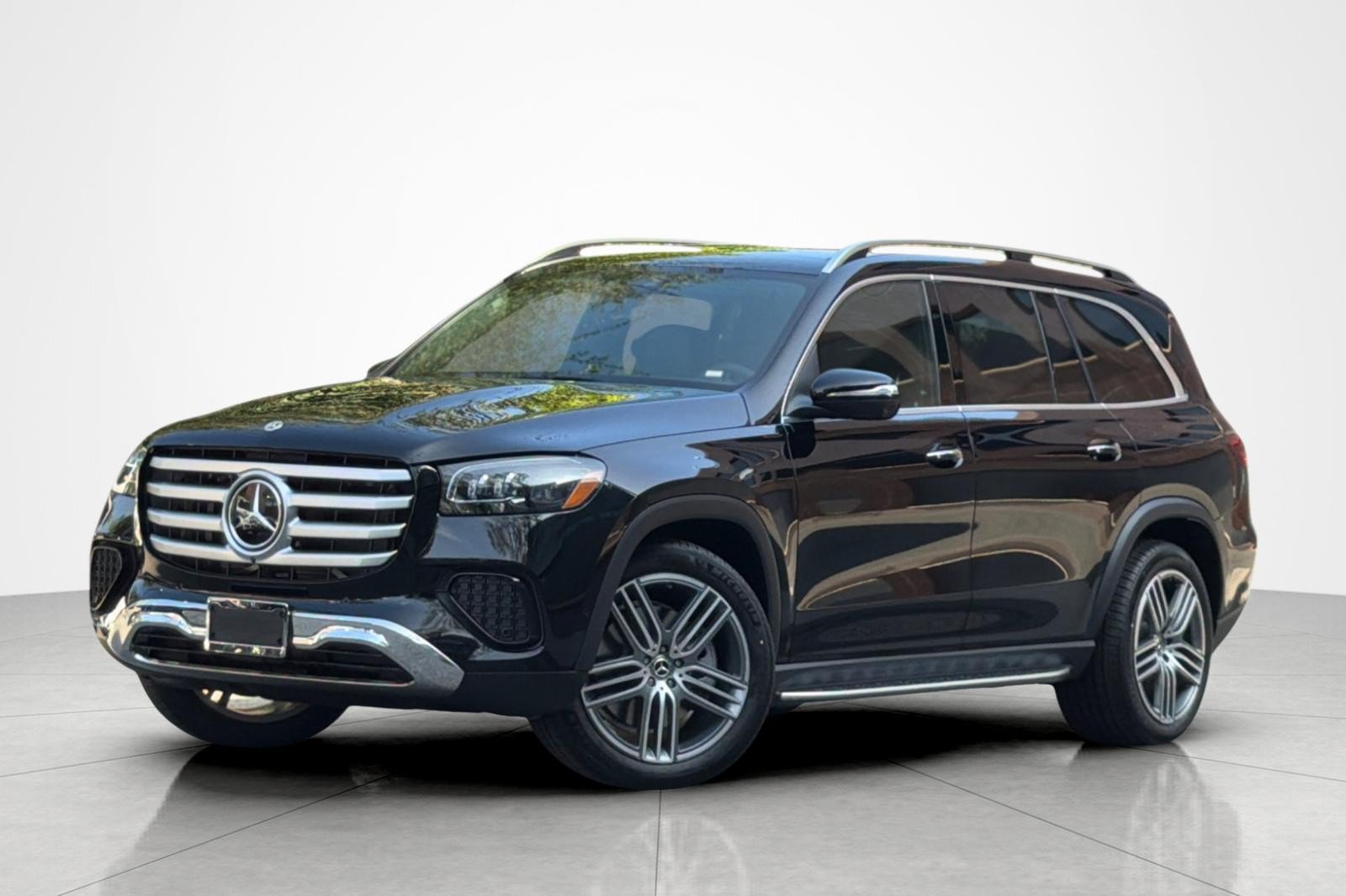 New 2026 Mercedes-Benz GLS 450 4MATIC image 1