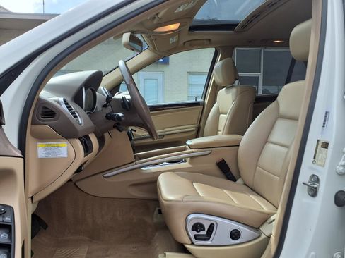 Used 2011 Mercedes-Benz ML 350 BlueTEC 4MATIC image 12