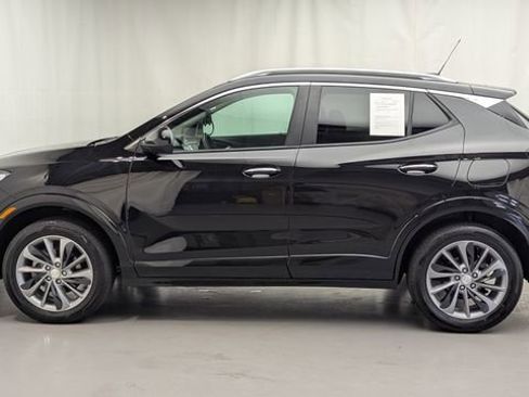 Certified 2023 Buick Encore GX Select w/ Sport Touring Package AWD/4WD image 8