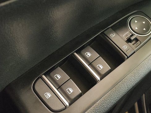 Used 2025 Kia Soul LX image 27