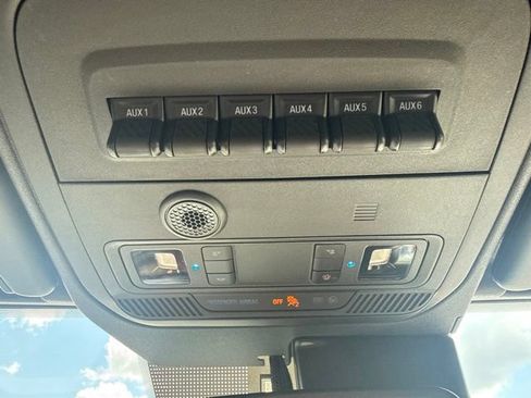 Used 2024 Ford Bronco Wildtrak AWD/4WD image 36