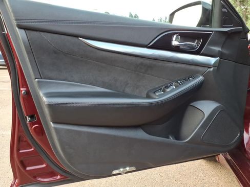Used 2016 Nissan Maxima SR FWD image 12