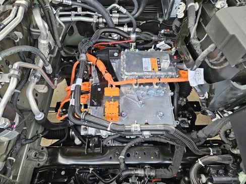 New 2026 Cadillac Lyriq Sport w/ LPO, Floor Liner Package RWD image 21