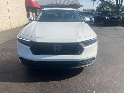 Used 2025 Honda Accord LX image 8