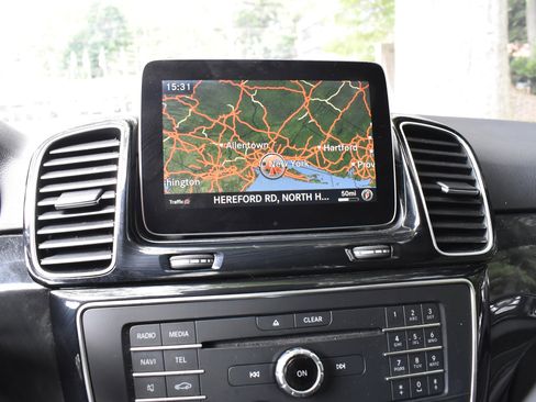 Used 2017 Mercedes-Benz GLE 350 w/ Premium 1 Package image 36