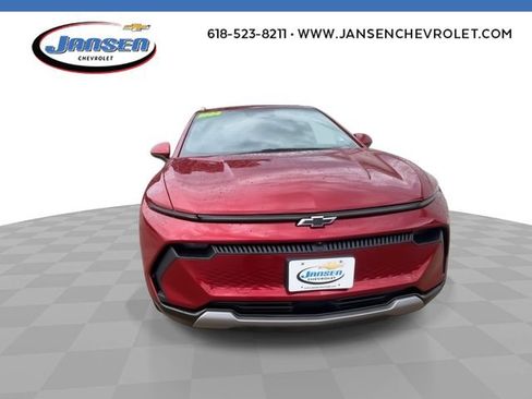 Used 2024 Chevrolet Equinox EV LT w/ LPO, All-Weather Mat Package FWD image 4