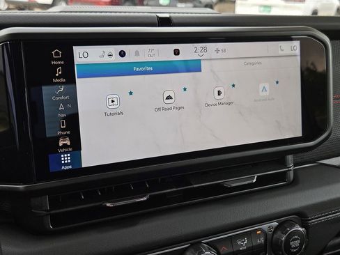 New 2025 Jeep Gladiator Rubicon image 10