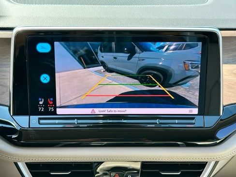 Used 2024 Volkswagen Atlas SE FWD image 26