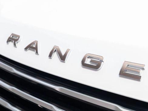 Used 2023 Land Rover Range Rover SV AWD/4WD image 55