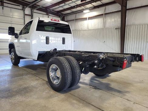 New 2026 Chevrolet Silverado 3500 LT w/ Convenience Package AWD/4WD image 3