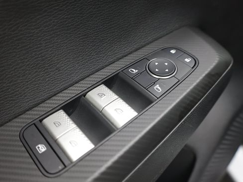 Used 2022 Mitsubishi Outlander ES AWD/4WD image 13