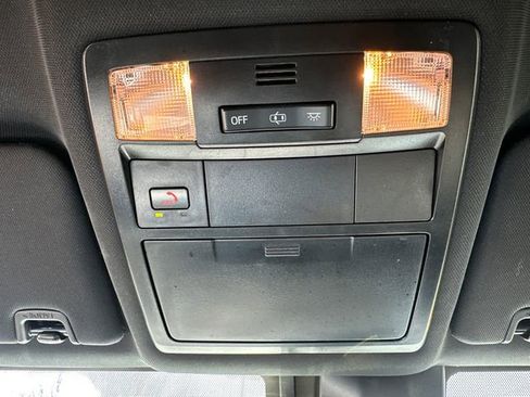 Used 2023 Toyota Tacoma TRD Sport w/ Technology Package image 41