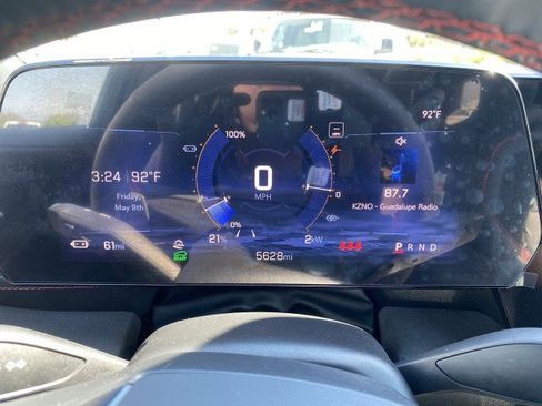 Used 2024 Chevrolet Blazer EV RS image 12