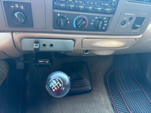 Used 1999 Ford F250 XL AWD/4WD image 16