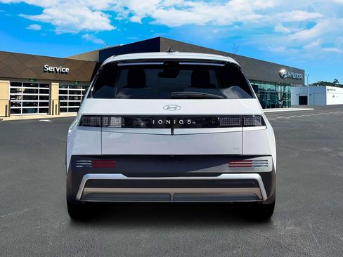 New 2026 Hyundai Ioniq 5 SEL image 7