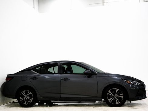 Used 2023 Nissan Sentra SV image 4