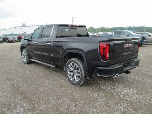 New 2025 GMC Sierra 1500 Denali w/ Denali Reserve Package image 9