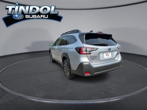 Certified 2025 Subaru Outback Onyx Edition w/ Tech Package 2 AWD/4WD image 6
