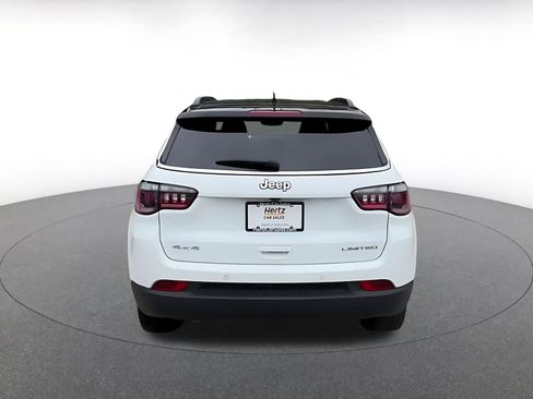 Used 2025 Jeep Compass Limited AWD/4WD image 12