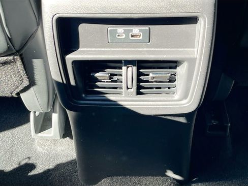 Used 2024 Nissan Murano SV image 30