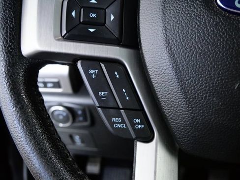 Used 2016 Ford F150 Platinum w/ Equipment Group 701A Luxury AWD/4WD image 25