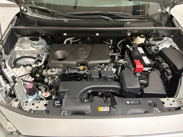 Used 2025 Toyota RAV4 XLE AWD/4WD image 26