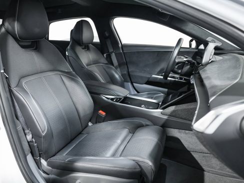 Used 2022 Lucid Air Grand Touring image 19