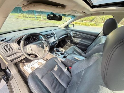Used 2013 Nissan Altima 2.5 SL w/ Technology Pkg FWD image 7