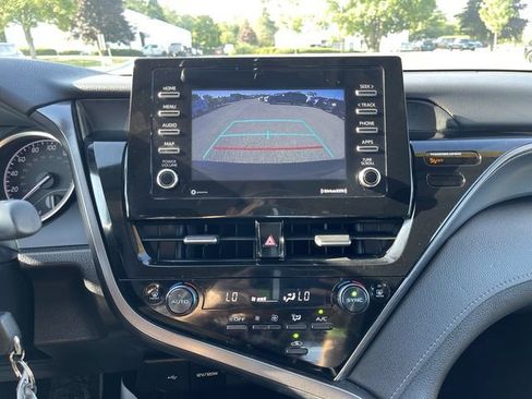 Used 2023 Toyota Camry LE FWD image 18