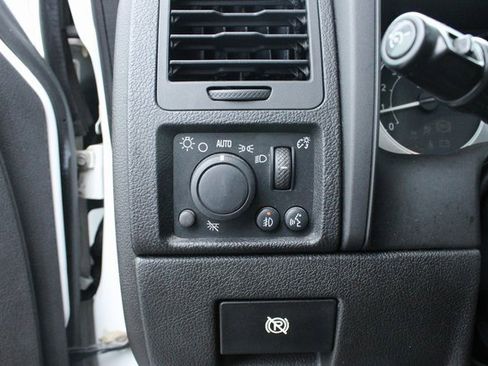 Used 2008 HUMMER H3 Luxury image 15