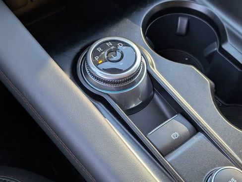 New 2025 Ford Explorer Active w/ Active Comfort Package image 17