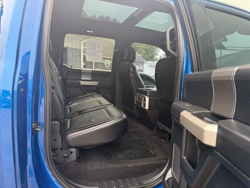 Used 2017 Ford F150 Lariat w/ Equipment Group 502A Luxury AWD/4WD image 13