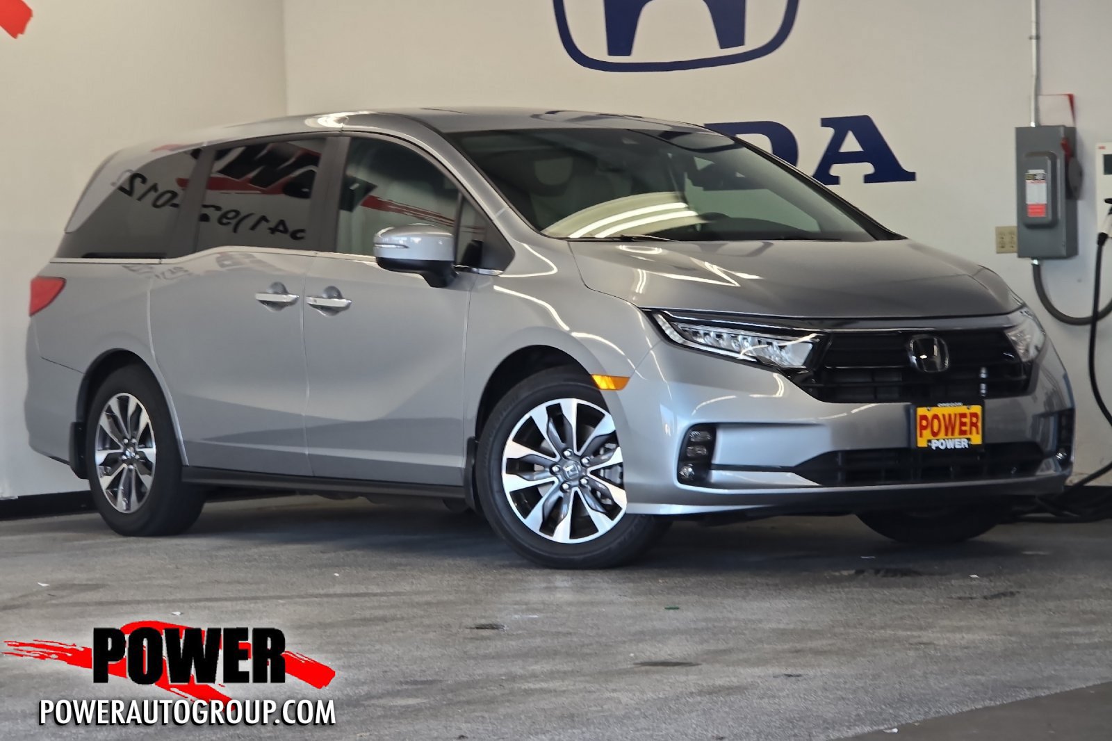 Used 2024 Honda Odyssey EX-L image 1